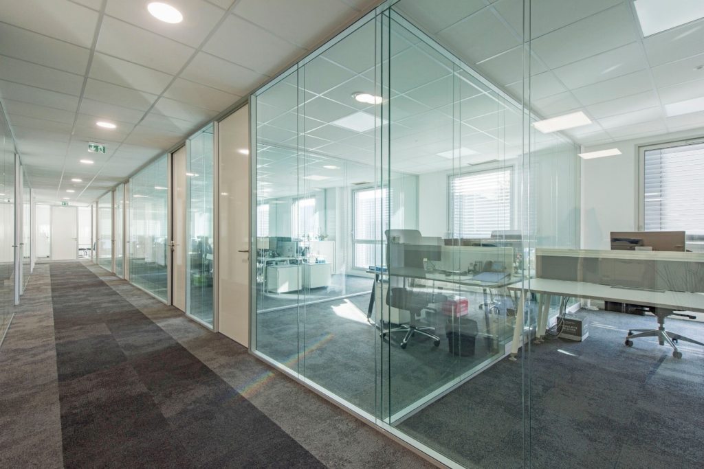 cloison amovible vitrée maroc